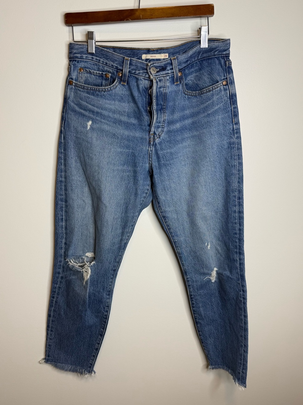 Levi’s Wedgie Straight Jeans size 29